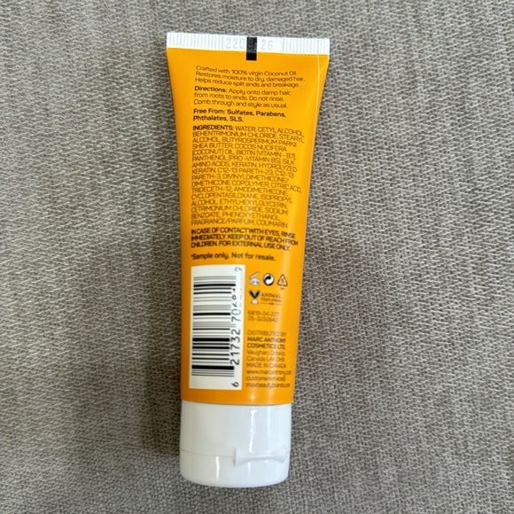 Marc Anthony Hydrating Leave in Conditioner - Picture 2 of 4